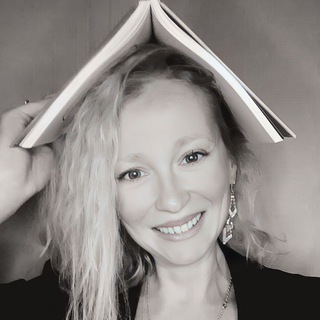 Логотип телеграм канала @bizi_coach — Даша Юдина | Focus on you