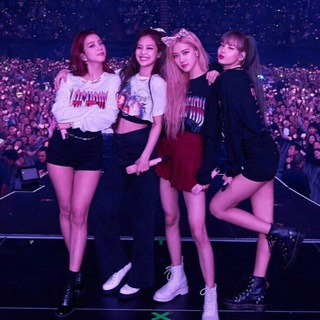 Логотип телеграм канала @blackpink_2013 — 𝕭𝖑𝖆𝖈𝖐𝖕𝖎𝖓𝖐 𝕴𝖓 𝖄𝖔𝖚𝖗 𝕬𝖗𝖊𝖆🖤💗
