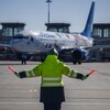 Логотип телеграм канала @blondinusspb — дневник куратора ✈️