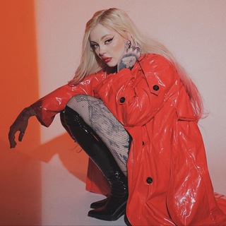 Логотип телеграм канала @bloodxglass — 𝐁𝐋𝐎𝐎𝐃𝐗𝐆𝐋𝐀𝐒𝐒
