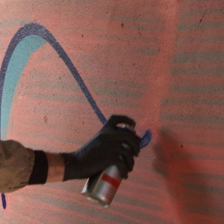 Логотип телеграм канала @bombingzin — graffiti bombing