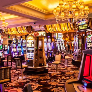 Логотип телеграм канала @bonus_casinobesdep — HOTTAB casino ( бонусы и бездепы)