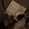 Логотип телеграм канала @booksteamgenius — книжный кот