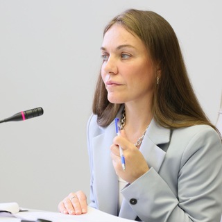 Логотип телеграм канала @brezhnevakrsk — Ирина Брежнева