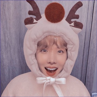 Логотип телеграм канала @bts_world_photos — 𝐁𝐓𝐒 𝐁𝐨𝐦𝐛 | 𝗡𝗲𝘄𝘀☃️⟭⟬ (закрыто)