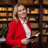 Логотип телеграм канала @business_woman_psy — Между нами девочками с Ириной Лихачёвой