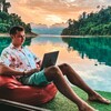 Логотип телеграм канала @businessnalaite2 — 💻Bussines на лайте🎒🏝