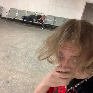 Логотип телеграм канала @caramelkayo — че