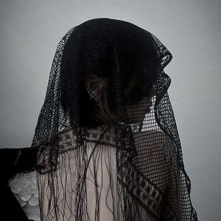 Логотип телеграм канала @care_lesswhisperr — fade to black
