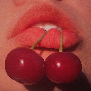 Telegram channel ↳𝐂 𝐇 𝐄 𝐑 𝐑 𝐘 🍒 logo