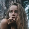 Логотип телеграм канала @channnsyyy — заметки путника 🪬🎞