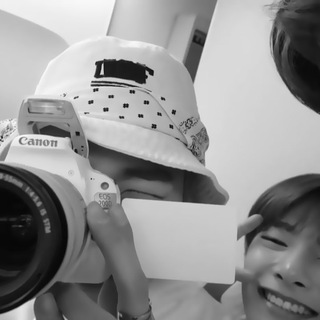 Логотип телеграм канала @charieu — тёплое место