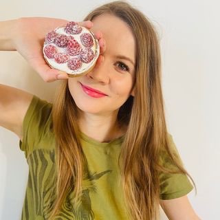 Логотип телеграм канала @cheesecakekazan — Профитроли чизкейки торты Казань Cheesecakekazan