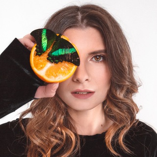 Логотип телеграм канала @chefswife — #КатяПовараЖена