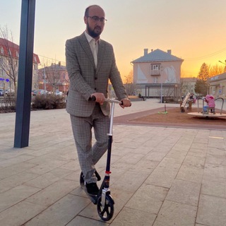 Логотип телеграм канала @chestnyi_investor — Ешь, молись, инвестируй 〽️