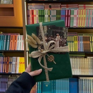 Логотип телеграм канала @chitatt_knigi — Найти, читать и скачать КНИГИ онлайн бесплатно