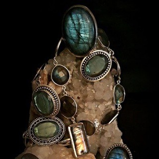 Логотип телеграм канала @clubevakoshkina — Ювелирочка от Евы Кошкиной