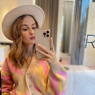 Логотип телеграм канала @coach_ella_stylist — Coachella_stylist