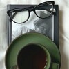 Логотип телеграм канала @coffiebookandcinema — Кофе, книжки и кино