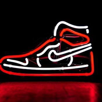 Telegram channel Easy Shoes 👟 logo
