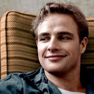 Логотип телеграм канала @corleone_ms — Редактор из семьи Корлеоне 18  📖🌹