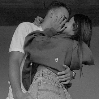 Логотип телеграм канала @cosmozber — 🖤