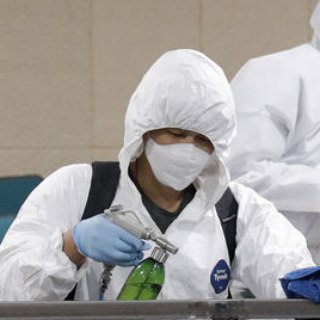 Логотип телеграм канала @covid13 — Коронавирус