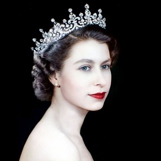 Логотип телеграм канала @crown_of_britain — ♔ Crown of Britain | Королевская семья | Royal Family