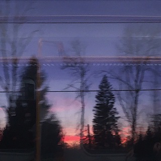 Логотип телеграм канала @daamnden — Бездарь