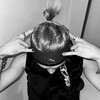 Логотип телеграм канала @dancerdisk — танцор-диско.