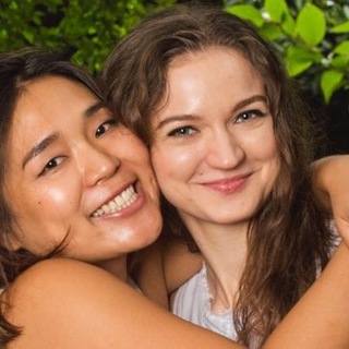 Логотип телеграм канала @dariachina — Китай и цветы. Дневник наблюдений.