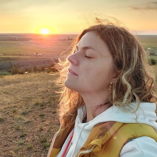 Логотип телеграм канала @dariadzen — Daria Dzen | О духовном росте и Космоэнергетике