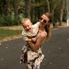 Логотип телеграм канала @dashasfeels — роман с мамой: контент, семья, self-care