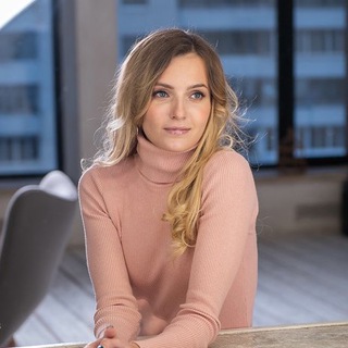 Логотип телеграм канала @dashulyafrolova_tut — Dashulyafrolova_tut