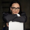 Логотип телеграм канала @delaem_reels — ВИДЕОМАРКЕТИНГ ЛИЧНЫХ БРЕНДОВ