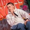 Логотип телеграм канала @denzel_antipov — Денис Антипов комик на коляске