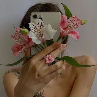 Логотип телеграм канала @denzelstuff — White WB | Находки с Ozon | Wildberries