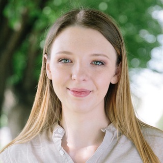 Логотип телеграм канала @deputatka — Анастасия Брюханова