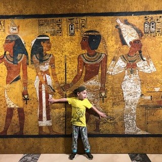 Логотип телеграм канала @deti_v_musee — Музеи для детей в Москве