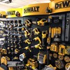 Telegram kanalining logotibi dewalt_milweukee — 🇺🇿🇺🇿🇺🇿Milwaukee Ryobi Makita🇺🇿🇺🇿🇺🇿