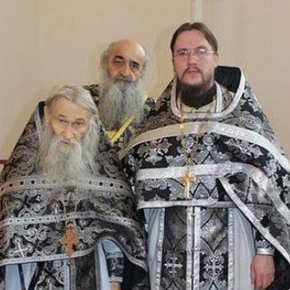 Логотип телеграм канала @dionisiikuvaev — священник Дионисий Куваев