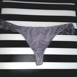 Логотип телеграм канала @dirty_worn_panties — Dirty Worn Panties / Грязные трусики / Used panties