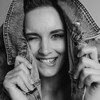 Логотип телеграм канала @divinebalance — держим баланс, девАчки