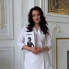 Логотип телеграм канала @doctor_alina_plastica — Dr. Хриенко | Перо хирурга 🪶 | 🔪