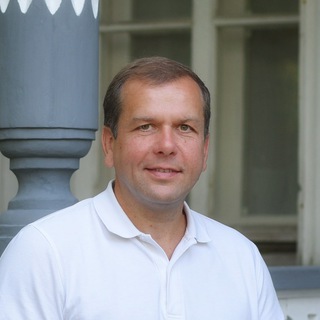 Логотип телеграм канала @domozhiroff — Domozhiroff