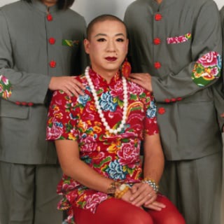 Логотип телеграм канала @dongbian — BOSTOK ДELO TOLSTOE