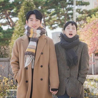 Логотип телеграм канала @doramaquotes — Частичка дорам🇰🇷 | Админ с синдромом третьего парня