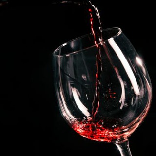 Логотип телеграм -каналу drinkownwine — Вино і до вина