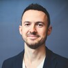 Логотип телеграм канала @egor_royanskiy — Егор Роянский о дверях. Показываю здесь чем занимаюсь. Рад вам!🚪