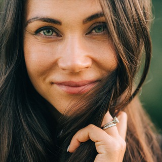 Логотип телеграм канала @elena_mirraru — Elena__Mirra